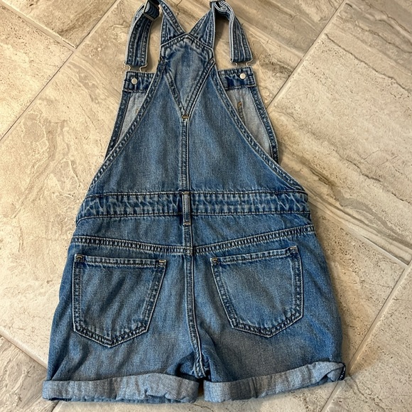 Gap Kids Denim overall shorts - Picture 3 of 3